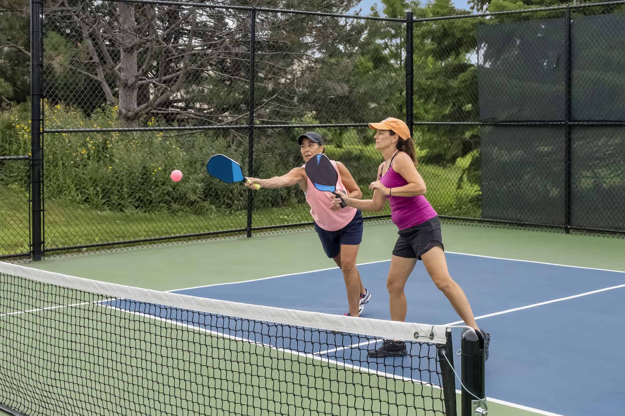 How Many Calories Does Pickleball Burn? A Comprehensive Guide
